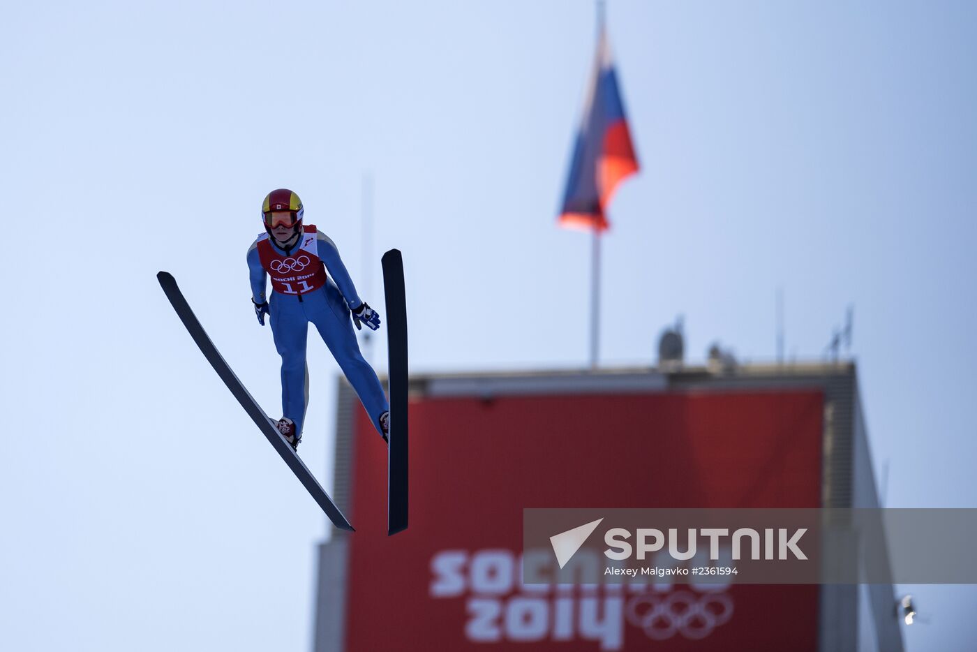 2014 Winter Olympics. Ski jumping. Women. Normal hill. Training sessions