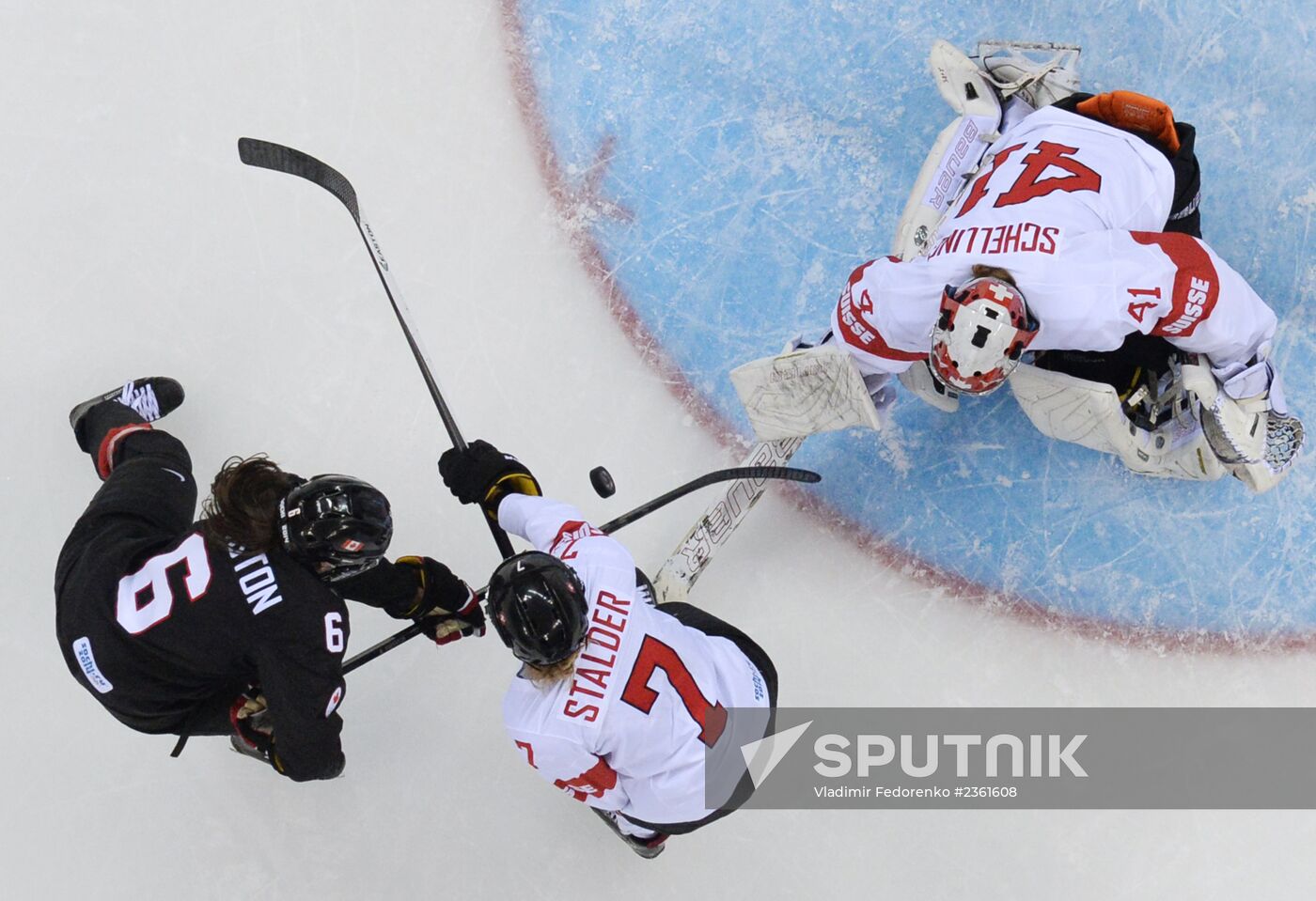 2014 Winter Olympics. Ice hockey. Women. Canada vs. Switzerland