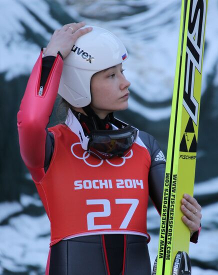 2014 Winter Olympics. Ski jumping. Women. Normal hill. Training sessions