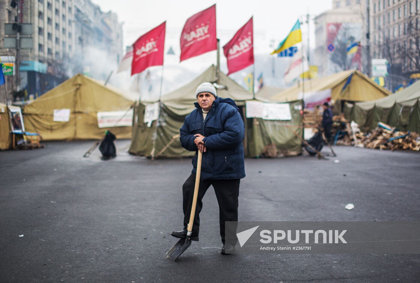 Mass protests in Kiev: Update