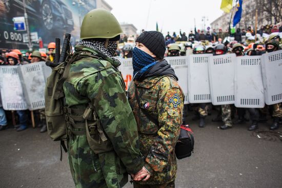 Mass protests in Kiev: Update