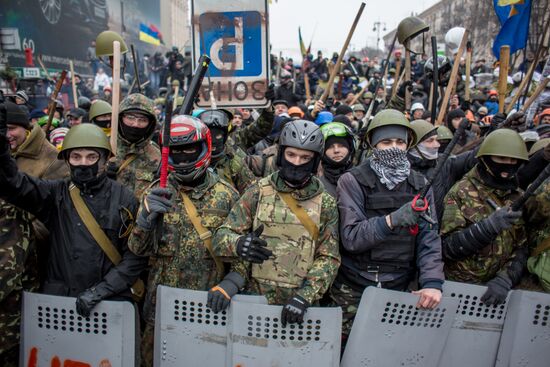 Mass protests in Kiev: Update