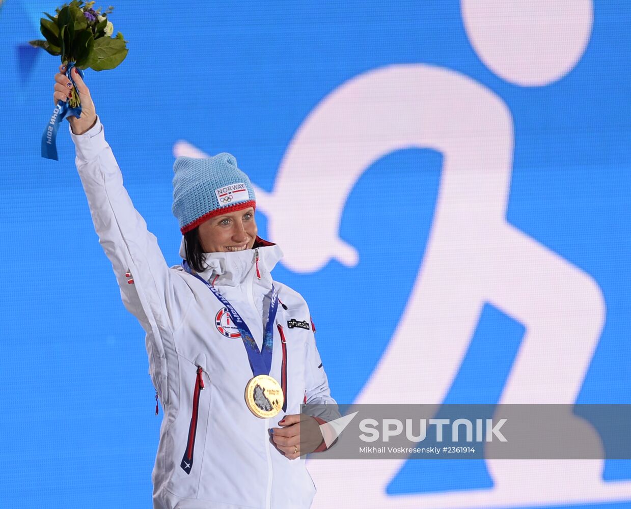 2014 Winter Olympics. Medal ceremony. Day One