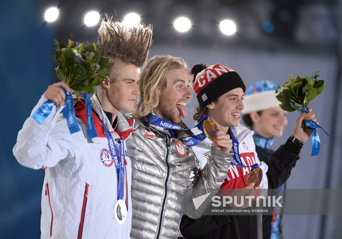 2014 Winter Olympics. Medal ceremony. Day One