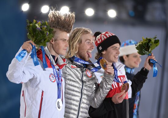 2014 Winter Olympics. Medal ceremony. Day One