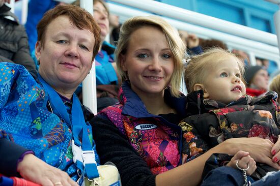 2014 Winter Olympics. Figure skating. Teams. Ice dance. Short program