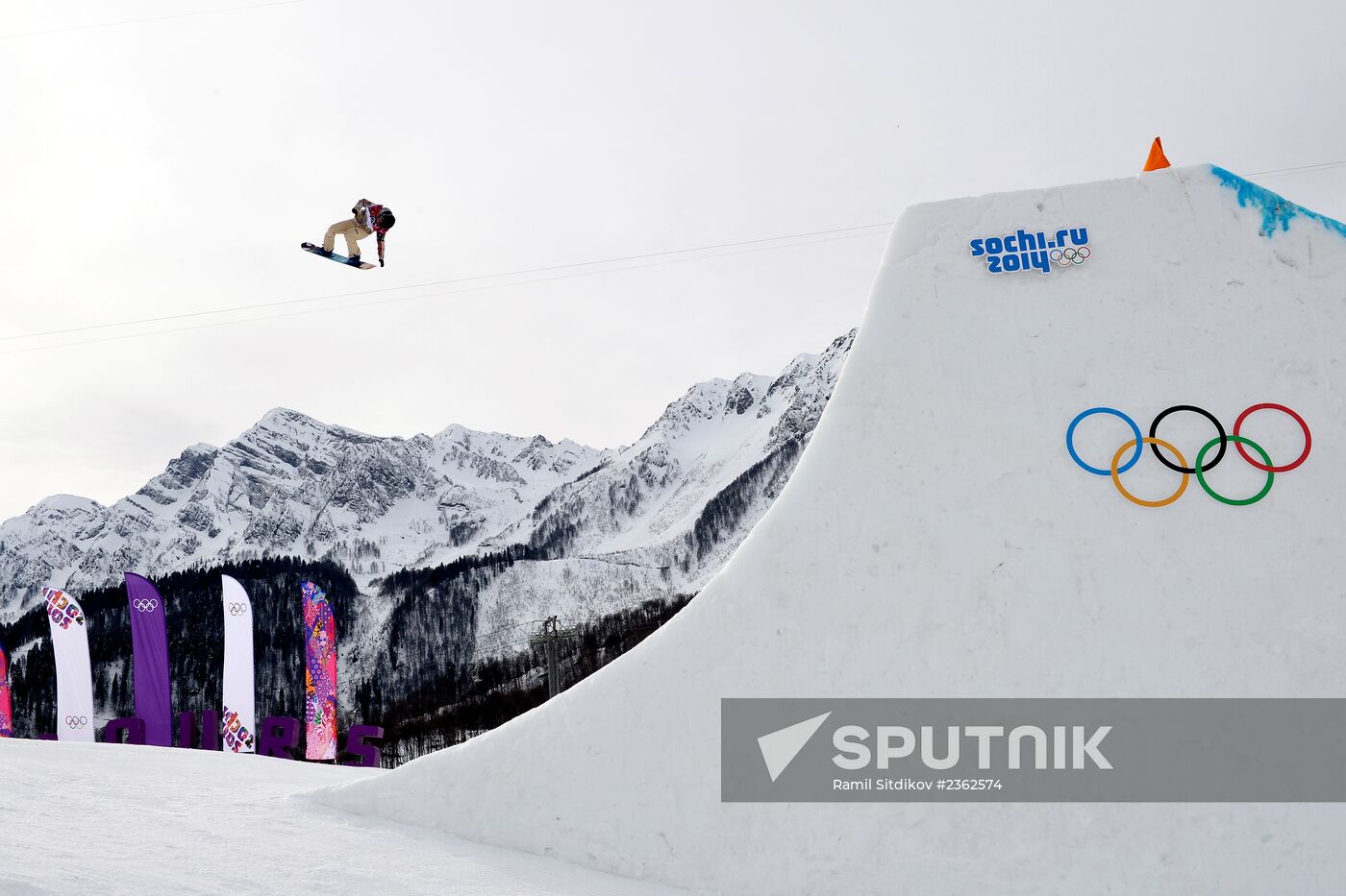 2014 Winter Olympics. Snowboarding. Women. Slopestyle