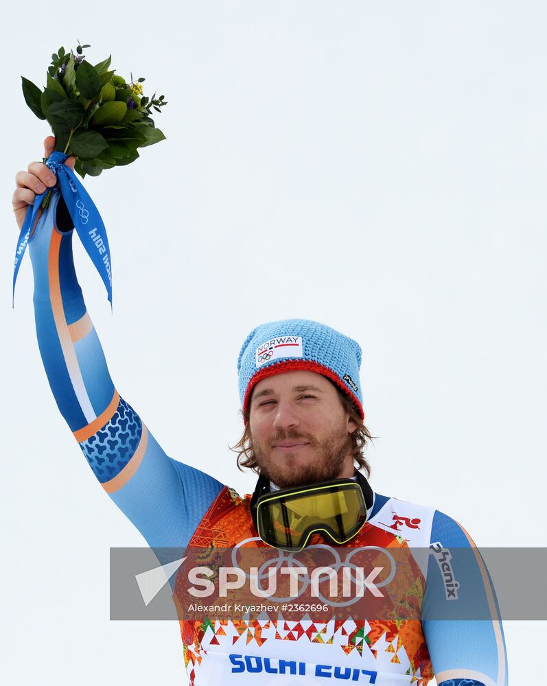 2014 Winter Olympics. Alpine skiing. Men. Downhill