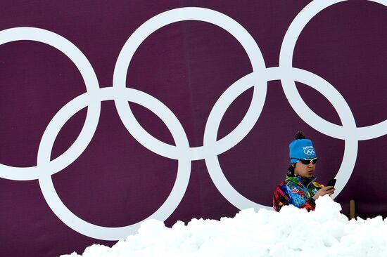 2014 Winter Olympics. Freestyle skiing. Aerials. Training