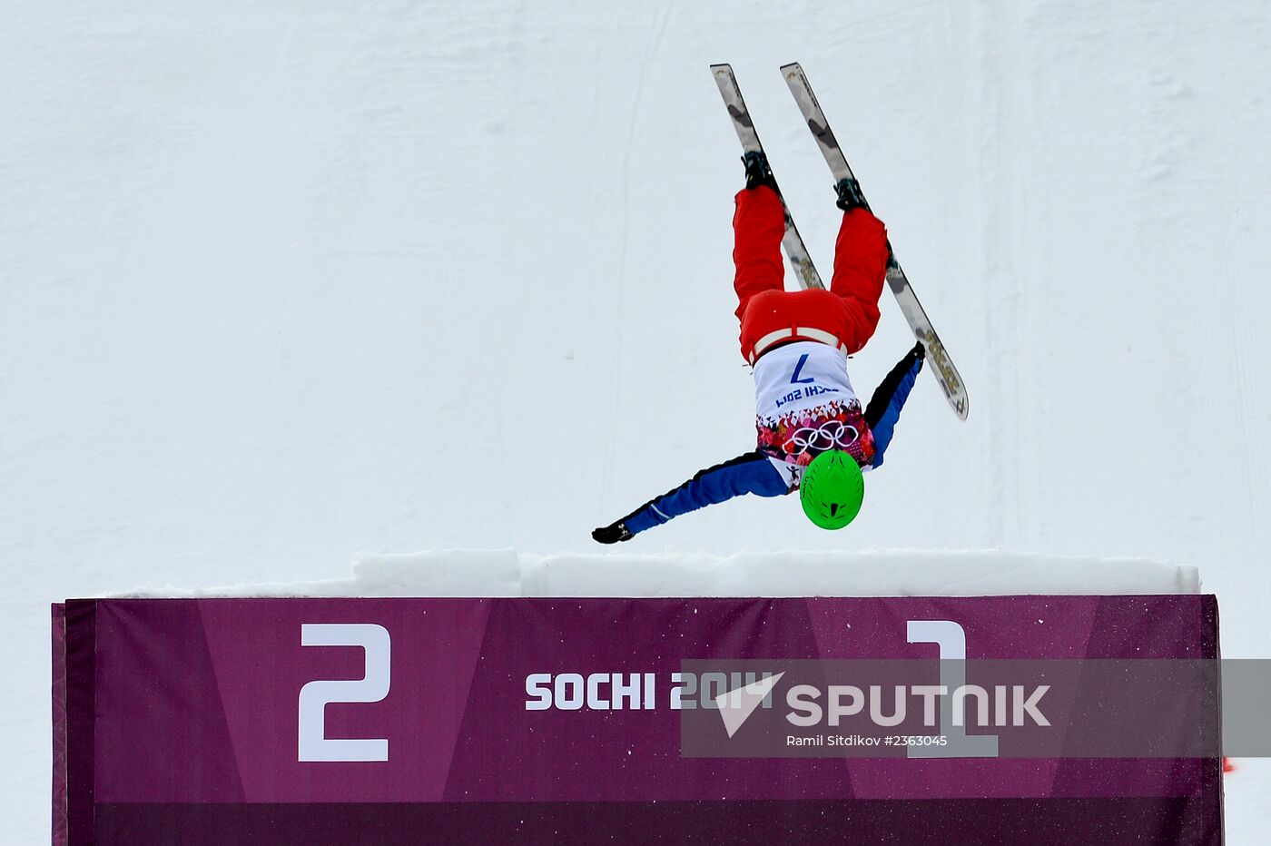 2014 Winter Olympics. Freestyle skiing. Aerials. Training