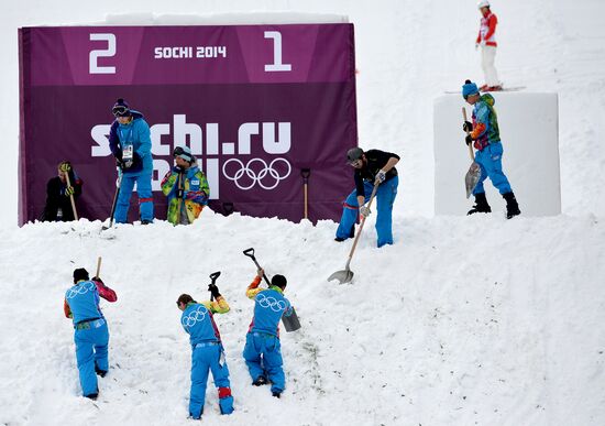 2014 Winter Olympics. Freestyle skiing. Aerials. Training