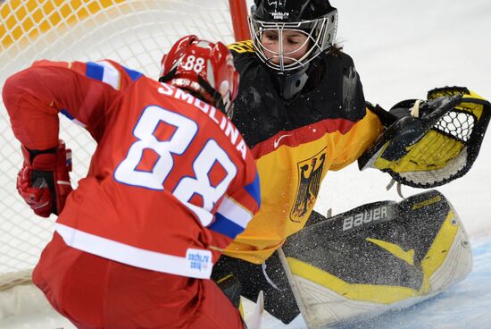 2014 Winter Olympics. Ice hockey. Women. Russia vs. Germany