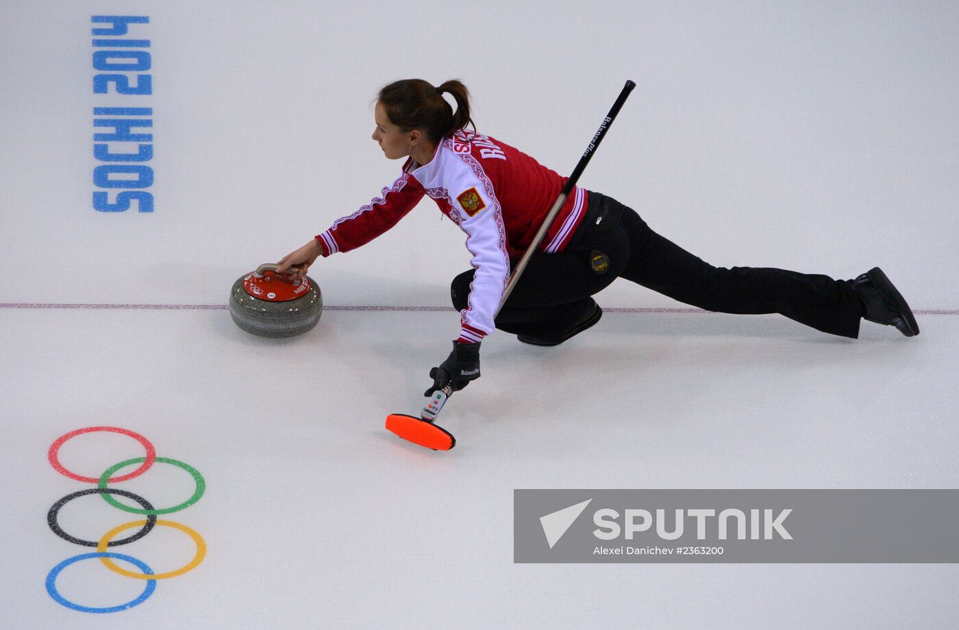 2014 Winter Olympics. Curling. Training