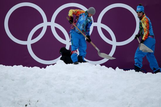 2014 Winter Olympics. Freestyle skiing. Aerials. Training