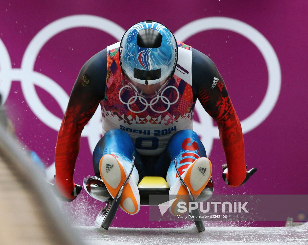2014 Winter Olympics. Luge. Men. Day Two