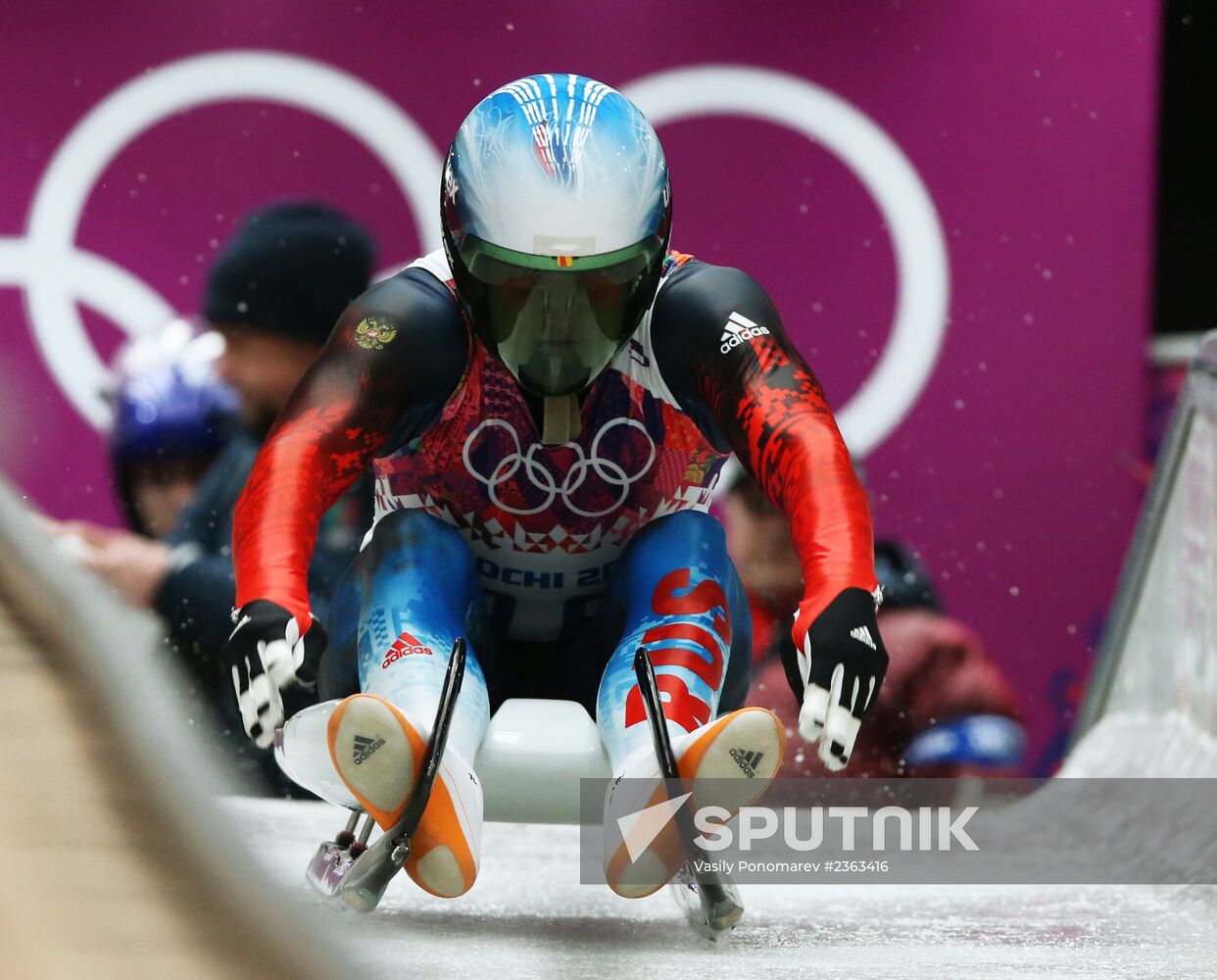 2014 Winter Olympics. Luge. Men. Day Two