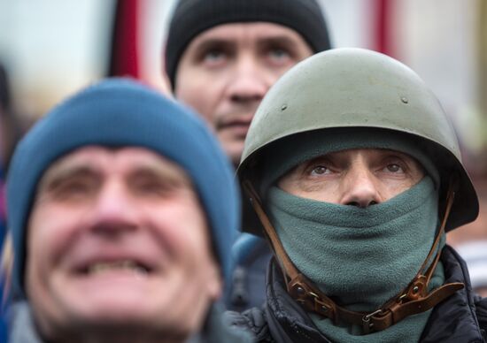 People's veche (popular assembly) on Kiev's Independence Square