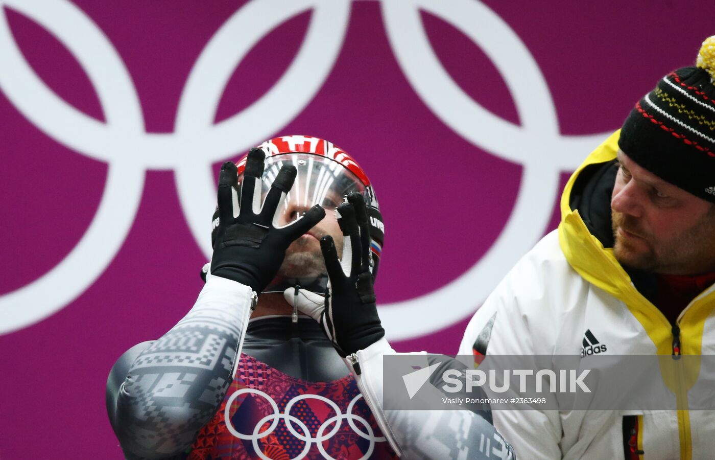 2014 Winter Olympics. Luge. Men. Day Two