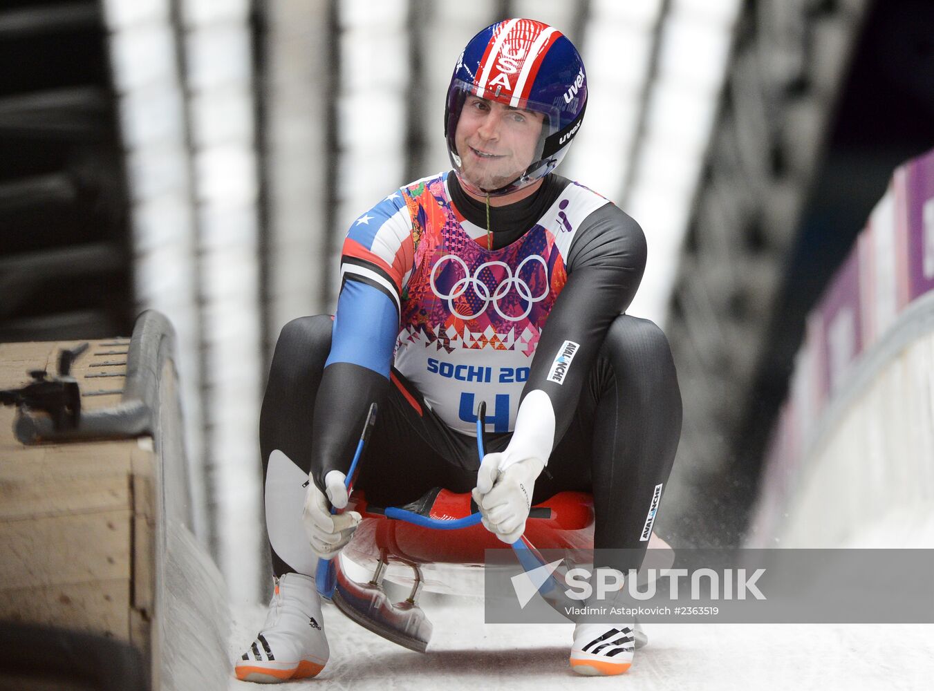 2014 Winter Olympics. Luge. Men. Day Two