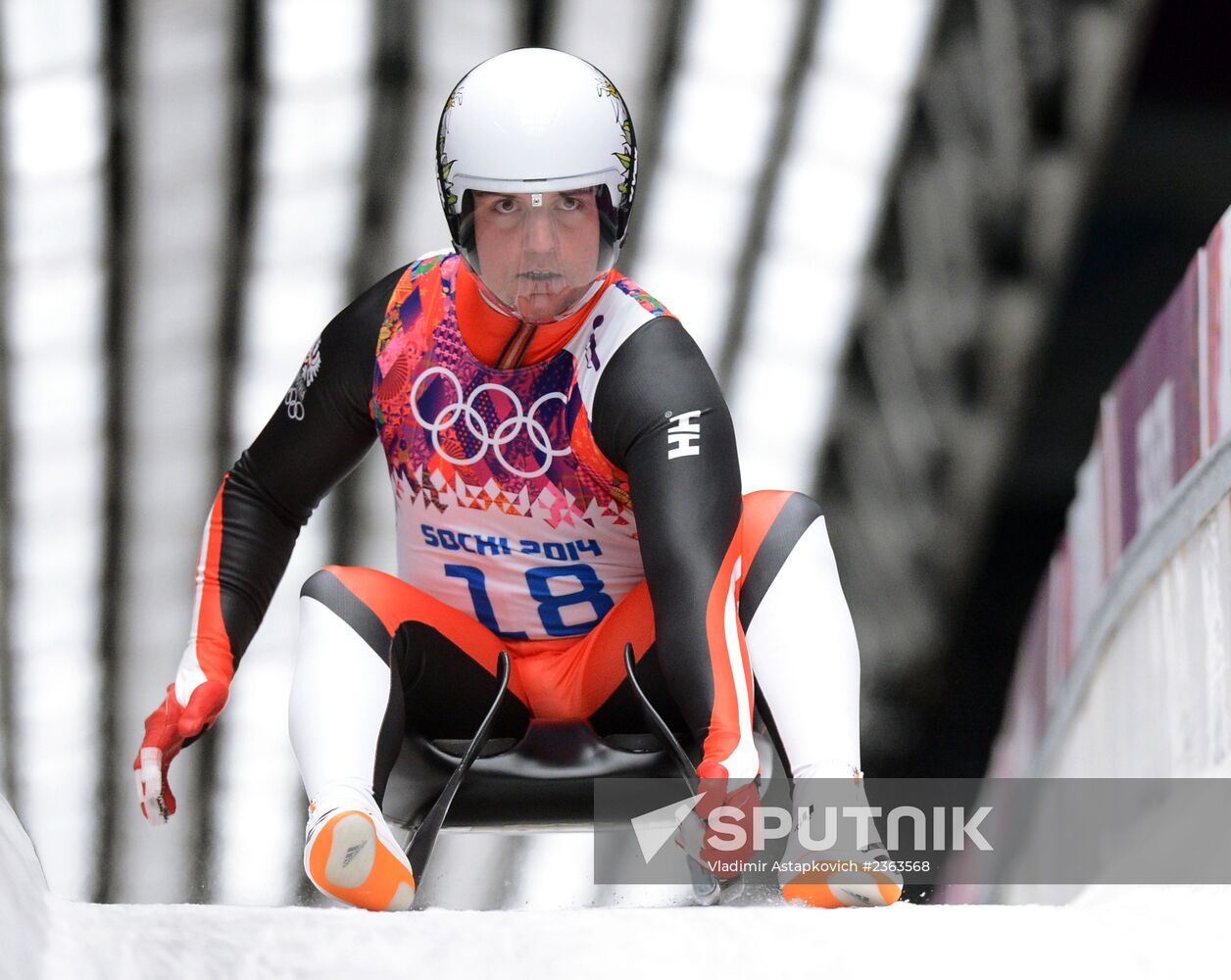 2014 Winter Olympics. Luge. Men. Day Two