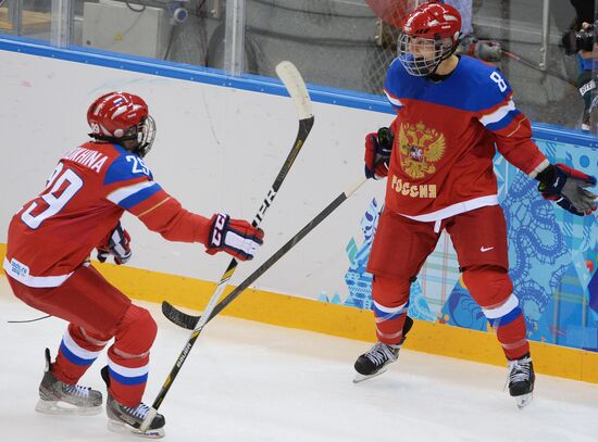2014 Winter Olympics. Ice hockey. Women. Russia vs. Germany