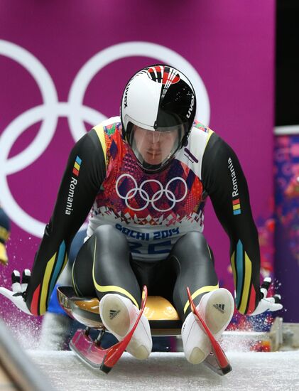 2014 Winter Olympics. Luge. Men. Day Two