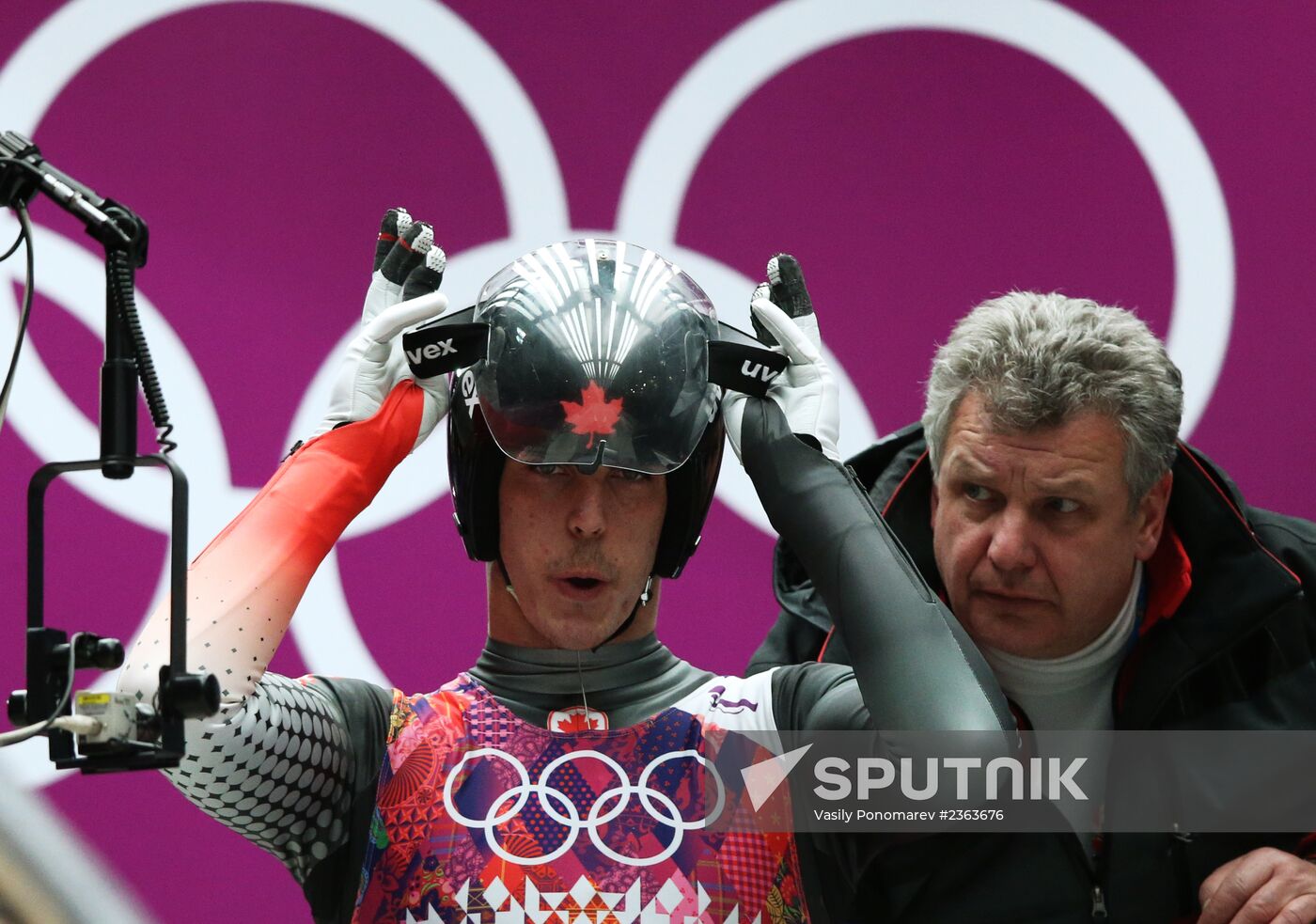 2014 Winter Olympics. Luge. Men. Day Two
