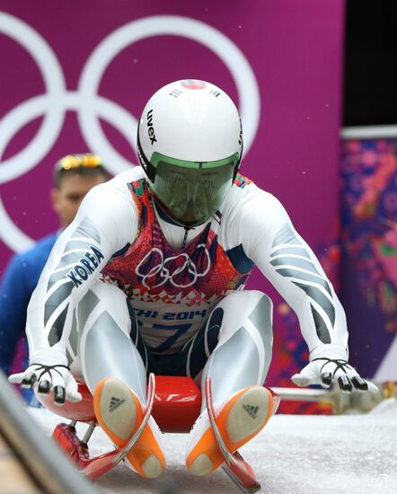 2014 Winter Olympics. Luge. Men. Day Two