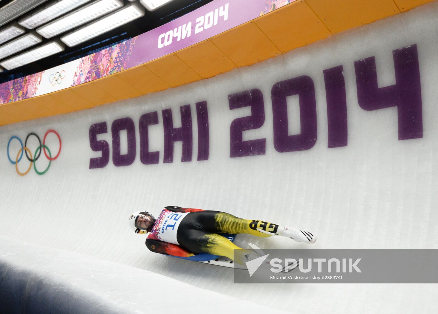 2014 Winter Olympics. Luge. Men. Day Two