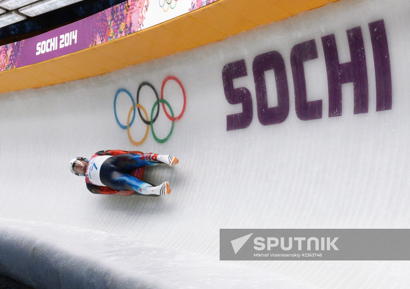2014 Winter Olympics. Luge. Men. Day Two