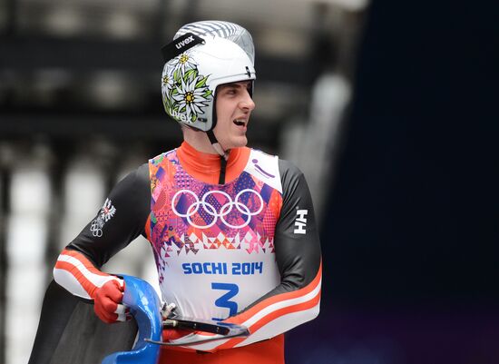 2014 Winter Olympics. Luge. Men. Day Two