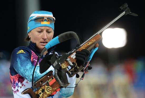 2014 Olympics. Biathlon. Women. Sprint race