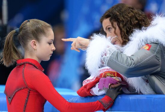 2014 Olympics. Figure skating. Teams. Women. Free skating