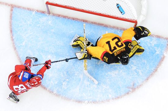 2014 Winter Olympics. Ice hockey. Women. Russia vs. Germany