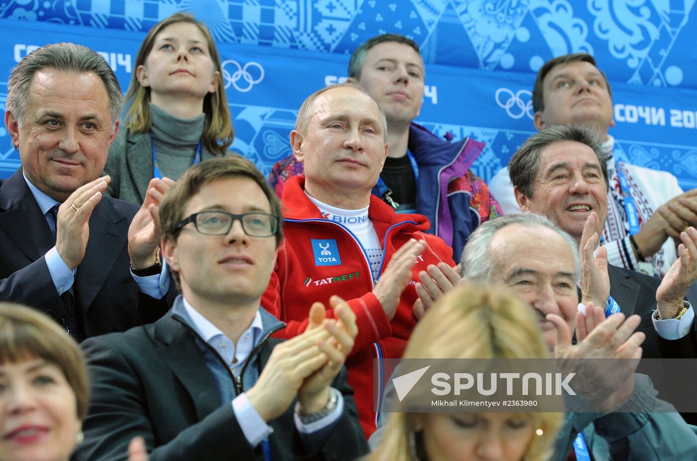 Vladimir Putin attends figure skating competition