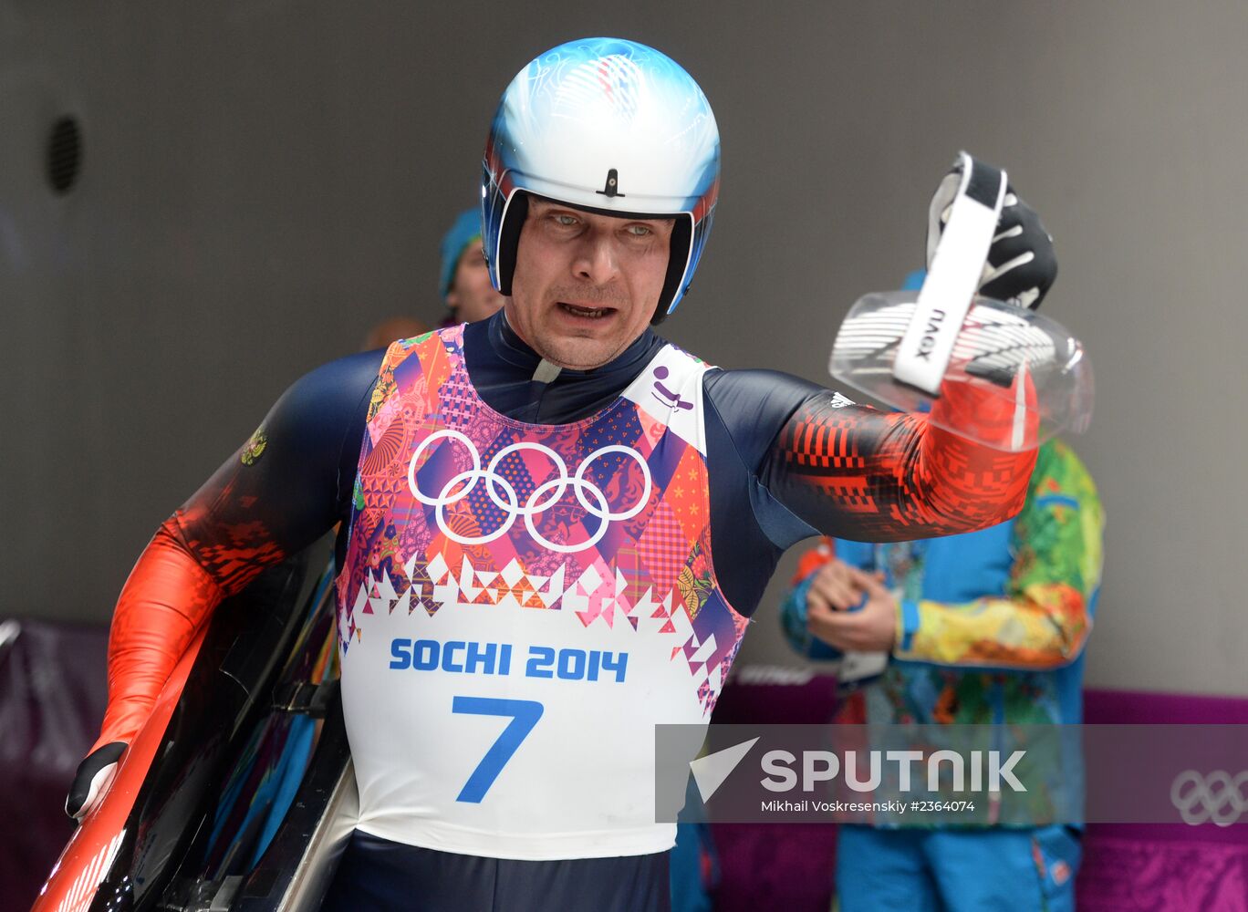 2014 Winter Olympics. Luge. Men. Day Two