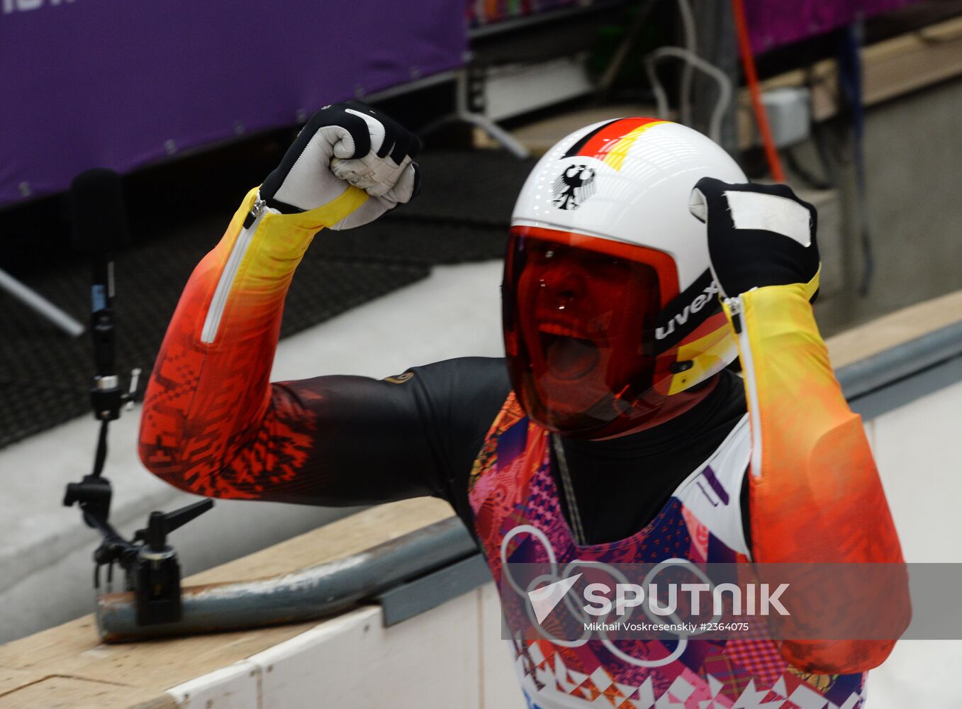 2014 Winter Olympics. Luge. Men. Day Two