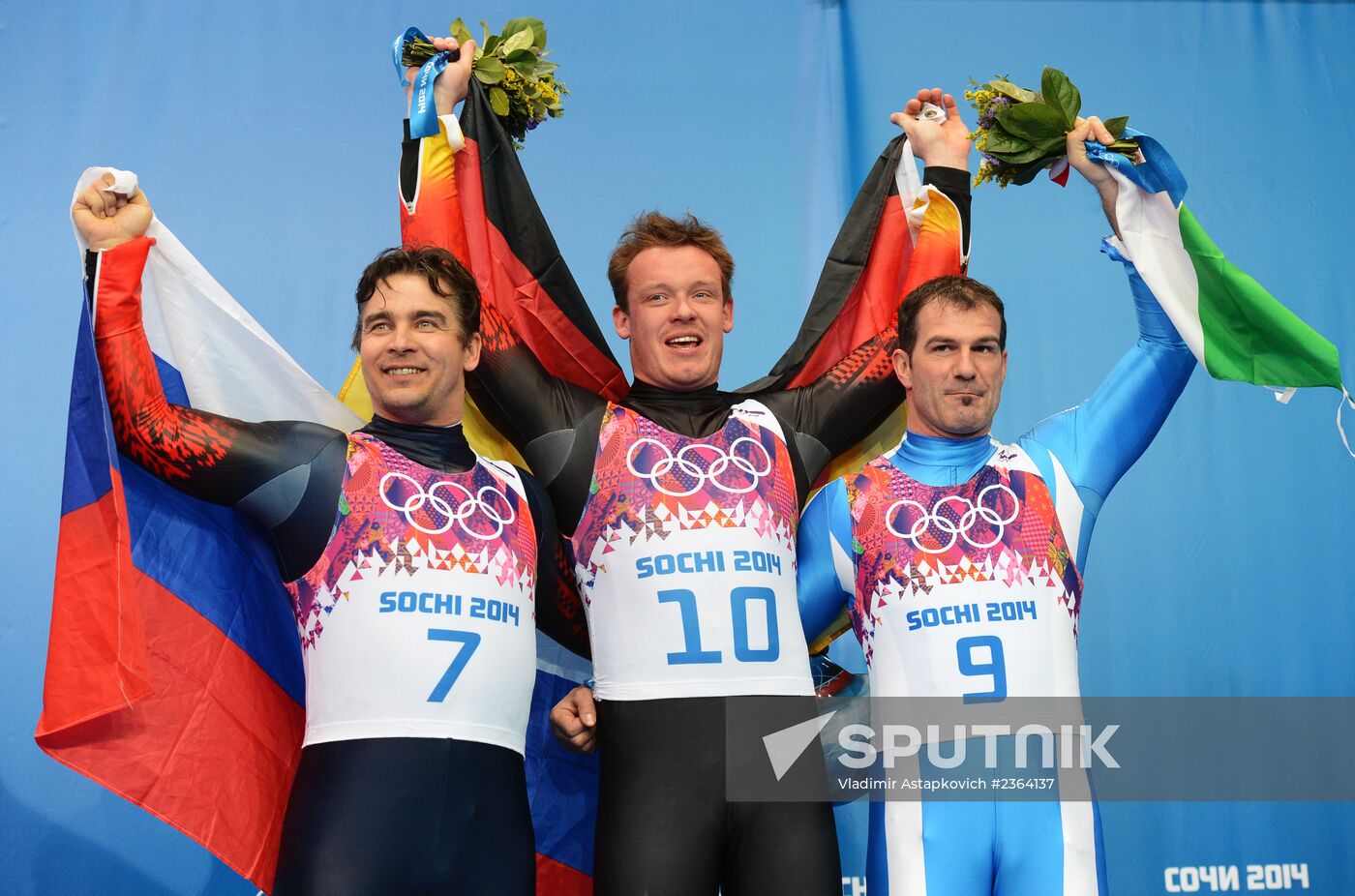 2014 Winter Olympics. Luge. Men. Day Two