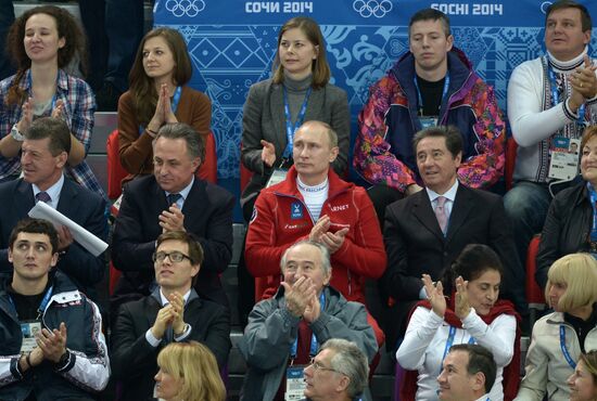 Vladimir Putin attends figure skating event