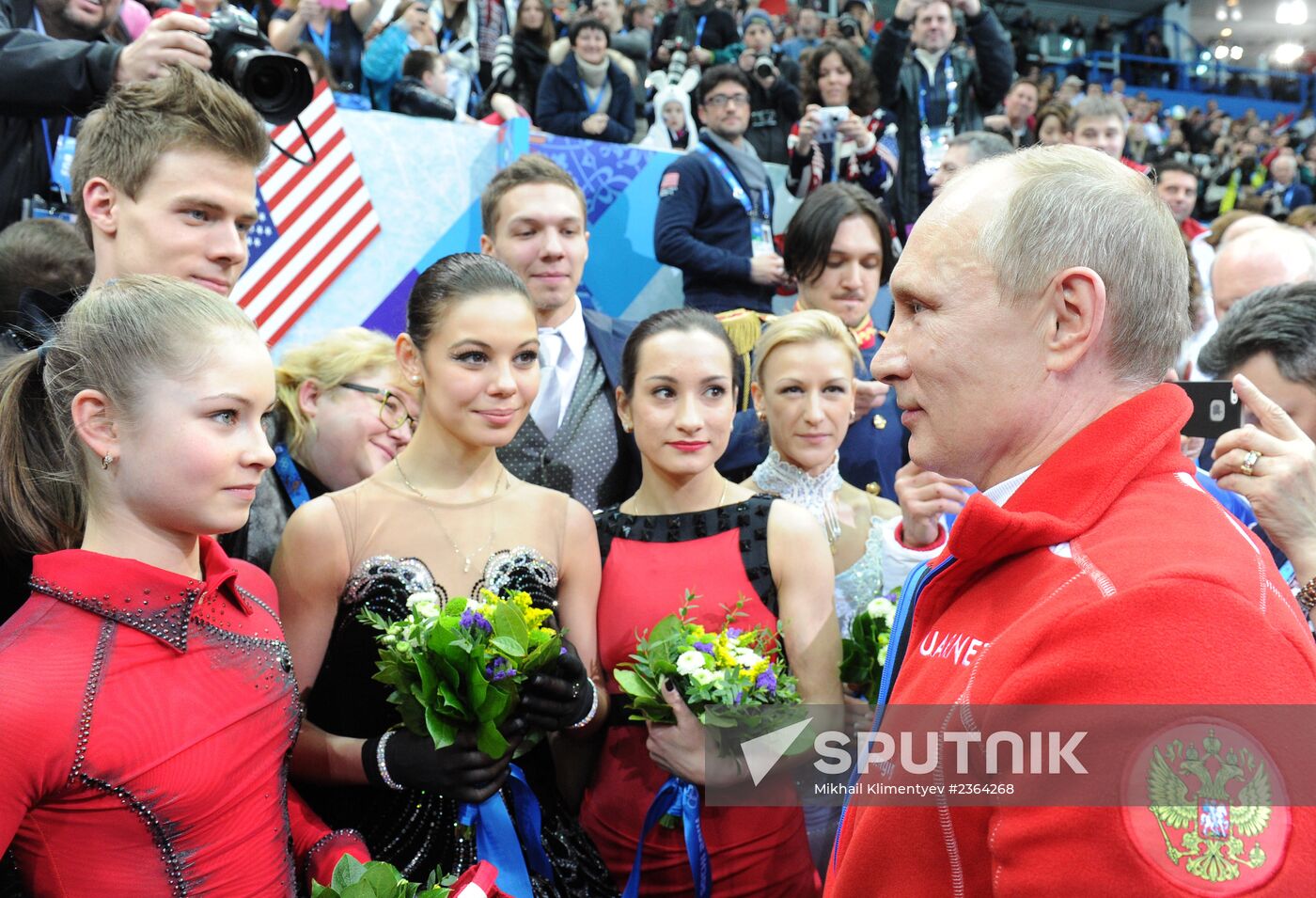 Vladimir Putin attends figure skating competition