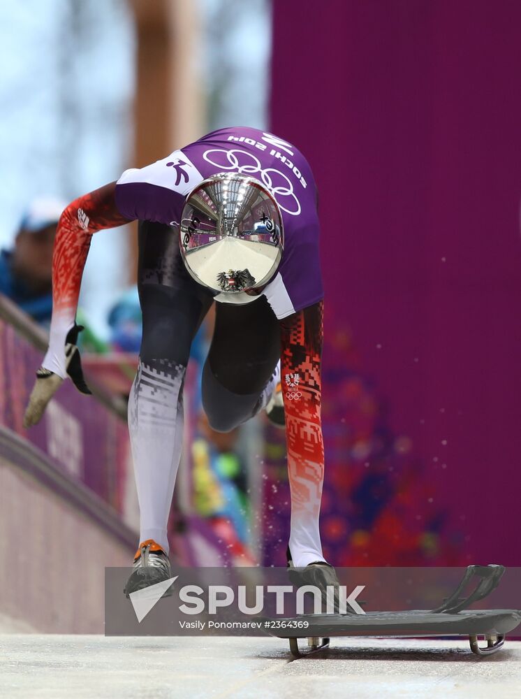 2014 Winter Olympics. Skeleton. Training sessions