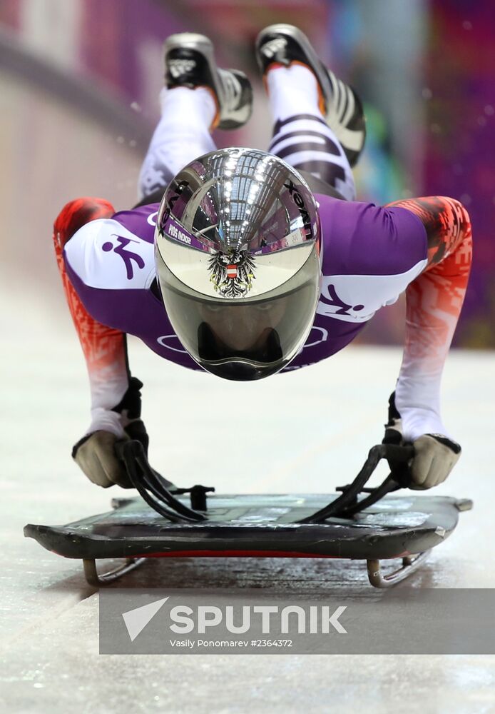 2014 Winter Olympics. Skeleton. Training sessions
