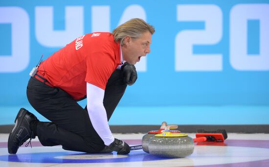 2014 Winter Olympics. Curling. Men. Day One