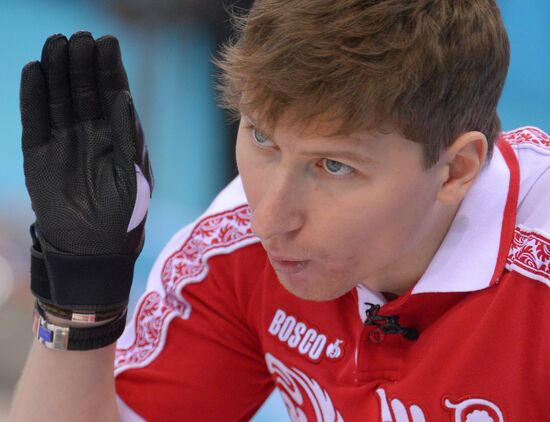 2014 Winter Olympics. Curling. Men. Day One