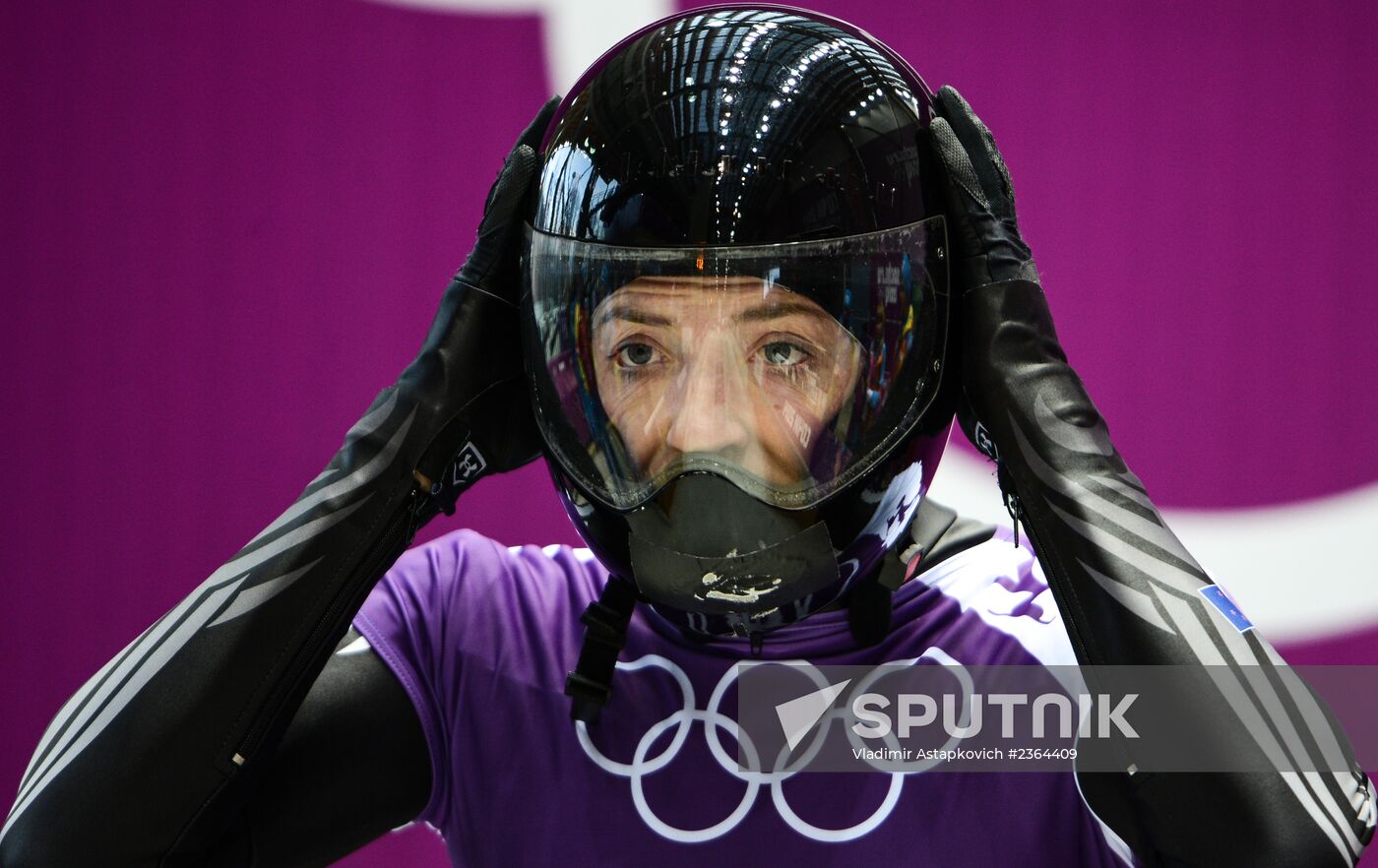 2014 Winter Olympics. Skeleton. Training sessions