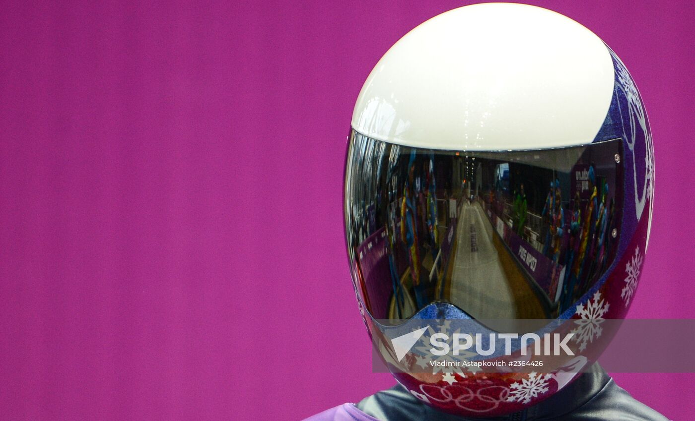 2014 Winter Olympics. Skeleton. Training sessions