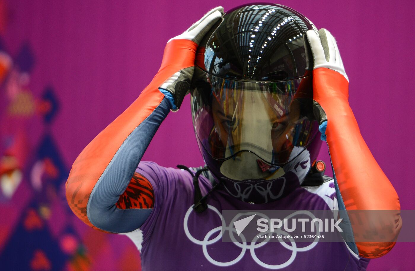 2014 Winter Olympics. Skeleton. Training sessions