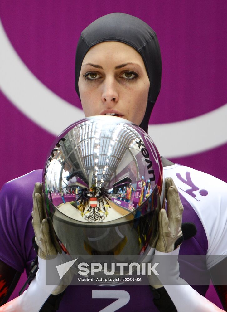 2014 Winter Olympics. Skeleton. Training sessions