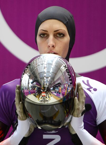 2014 Winter Olympics. Skeleton. Training sessions