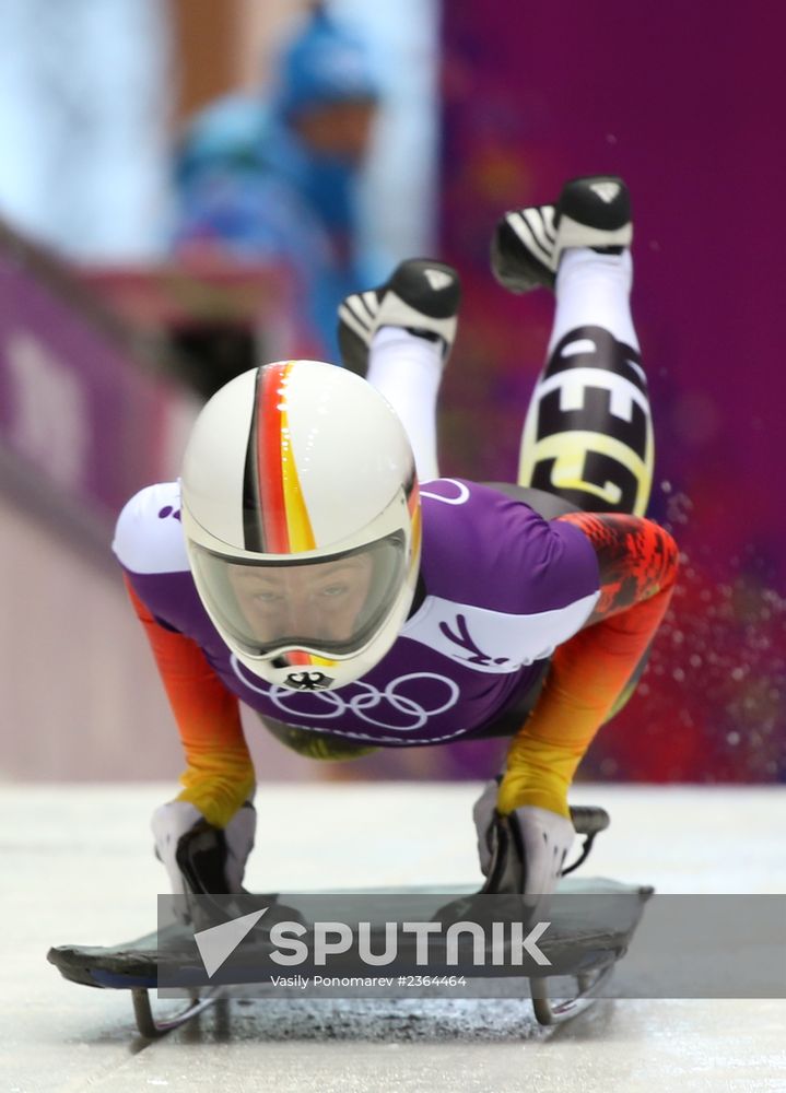 2014 Winter Olympics. Skeleton. Training sessions